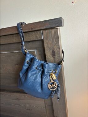 Michael Kors, small navy bucket bag